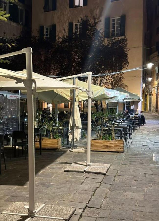 Ridi Che Ti Passa In Vico Lavagna Leilighet Genova Eksteriør bilde